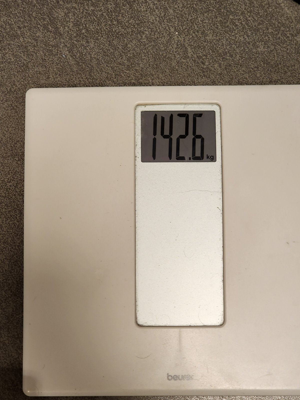 Scale reading 314lbs (142.6kg) — February 2024
